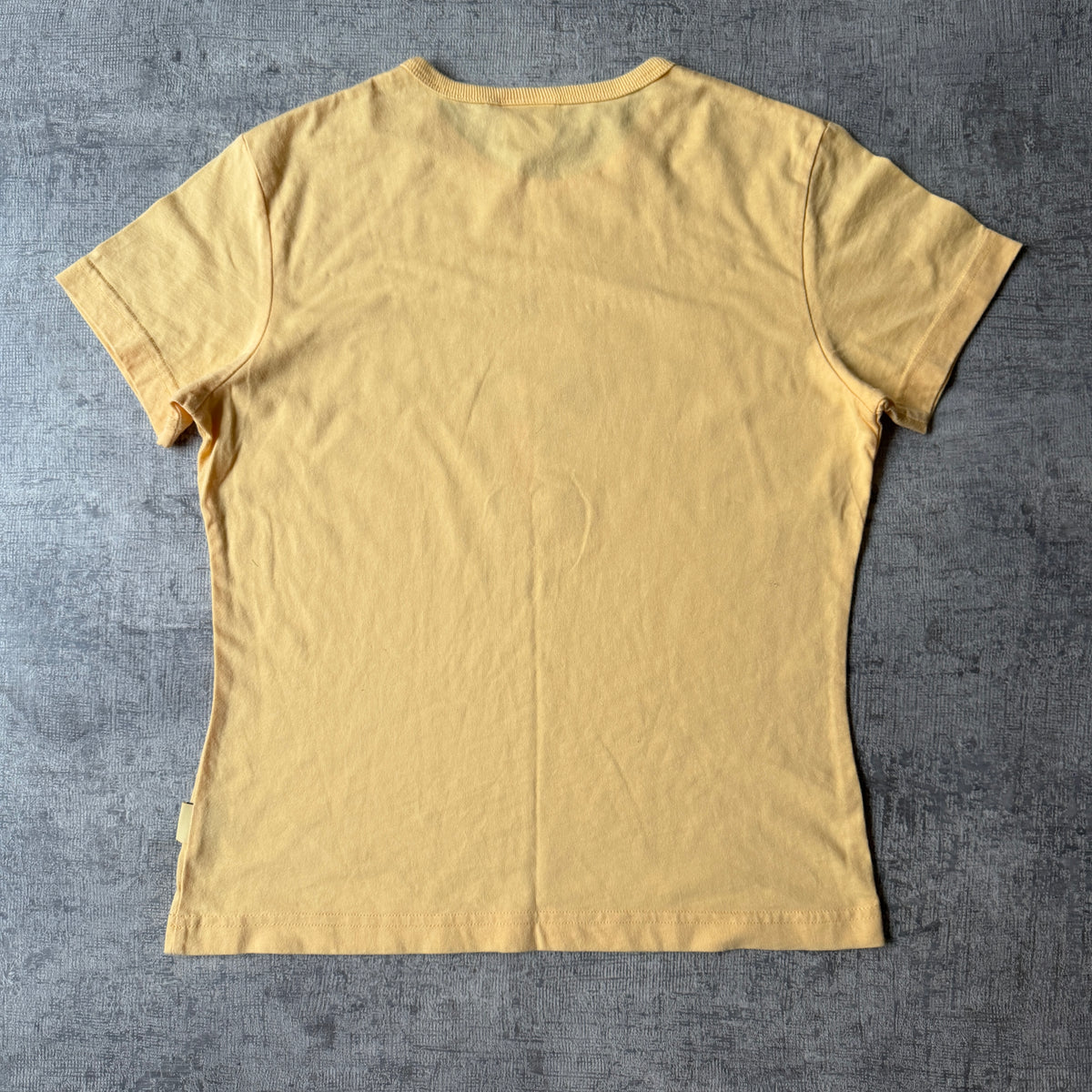 Disney Y2K Tigger Womens Yellow Baby Tee Size M Pastel Yellow -F60