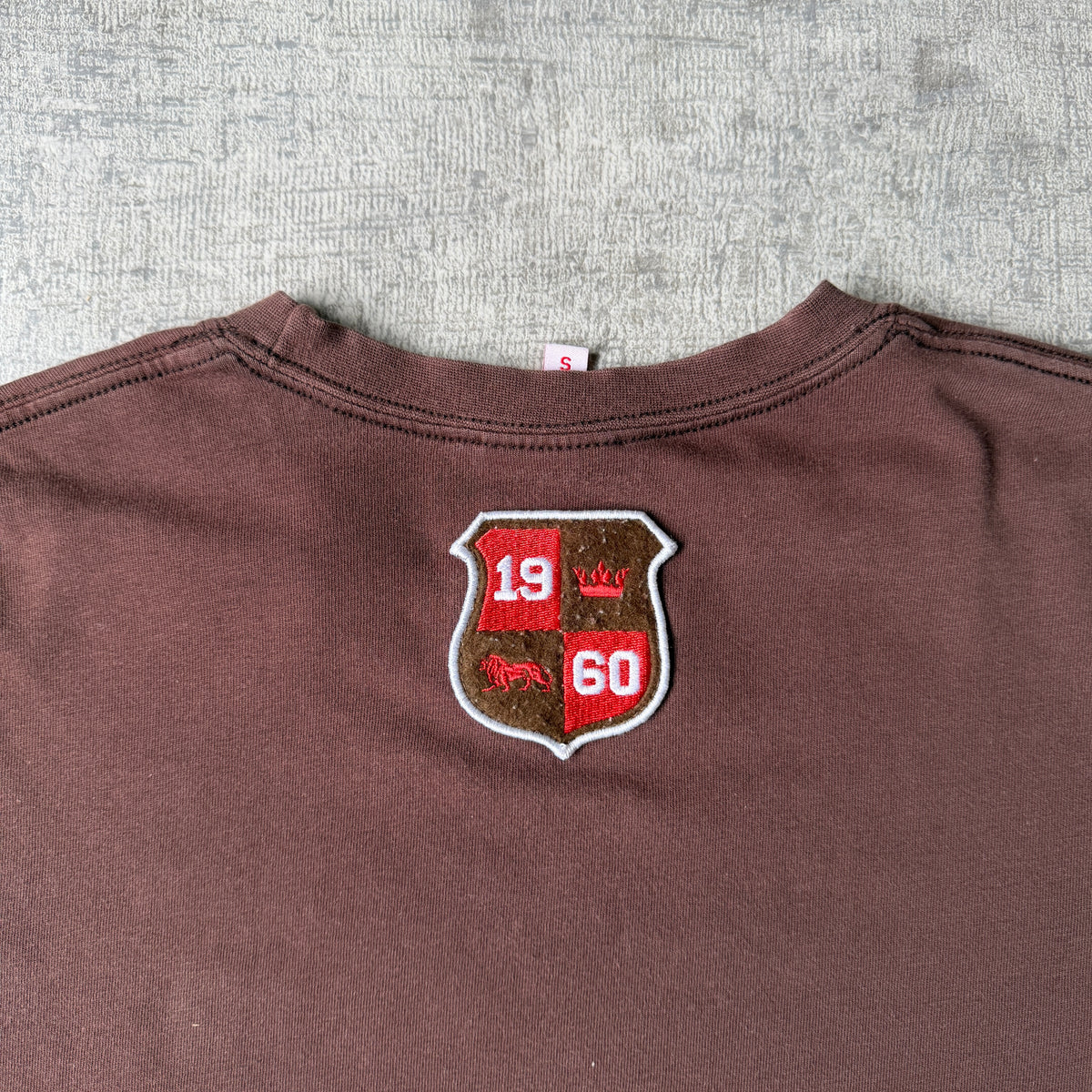 Lonsdale Y2K Brown Graphic T shirt Size S Mens Short Sleeve -A33