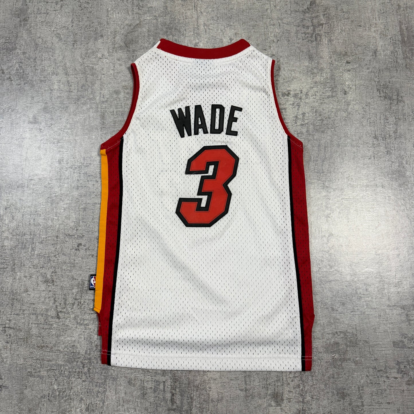 Vintage Miami Heat 2006 Dwayne Wade #3 NBA Jersey Size S/Y Fits XS Womens -I9