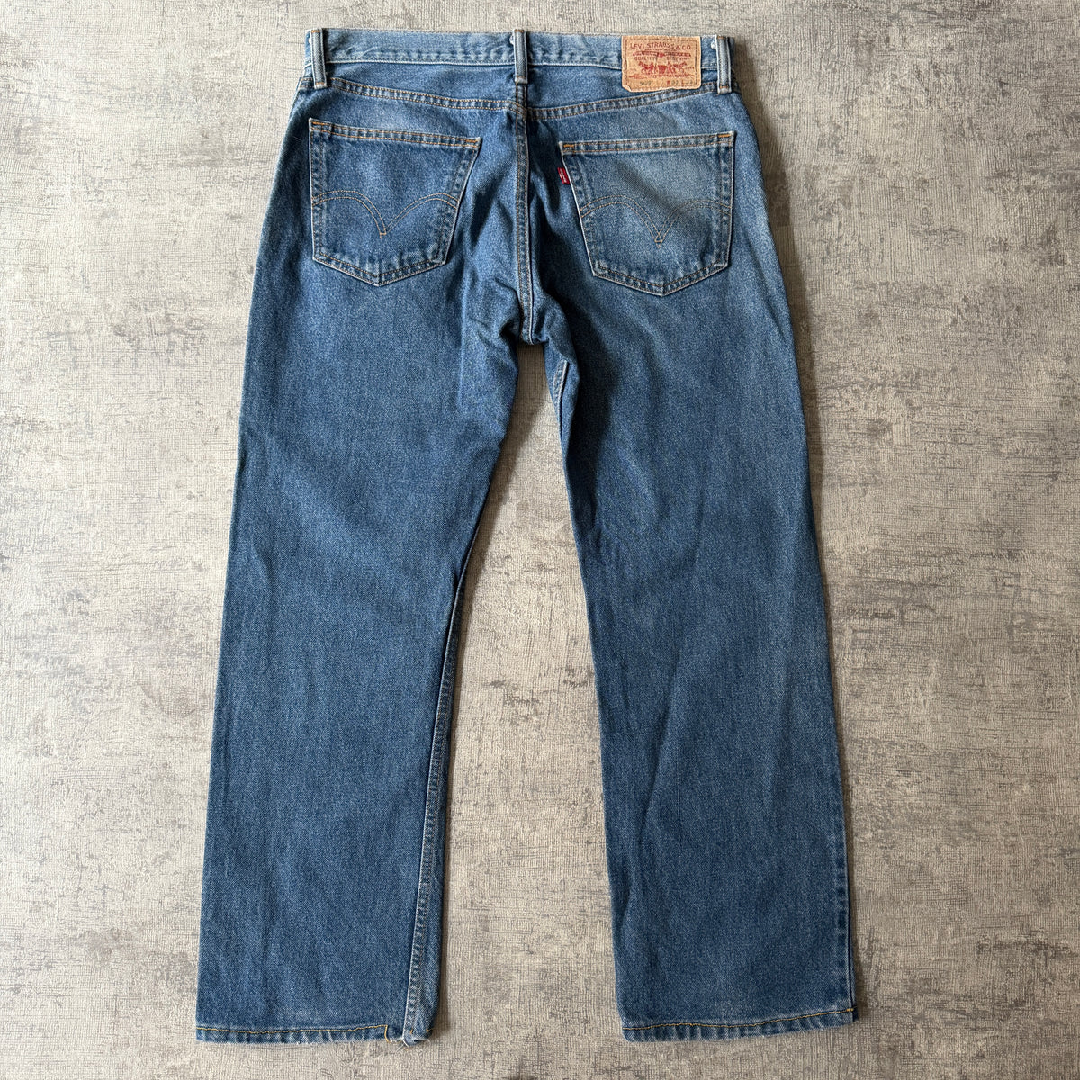 Levi's Vintage 505 Straight Fit Jeans Size W33 L32 Blue Vintage Mens -A54