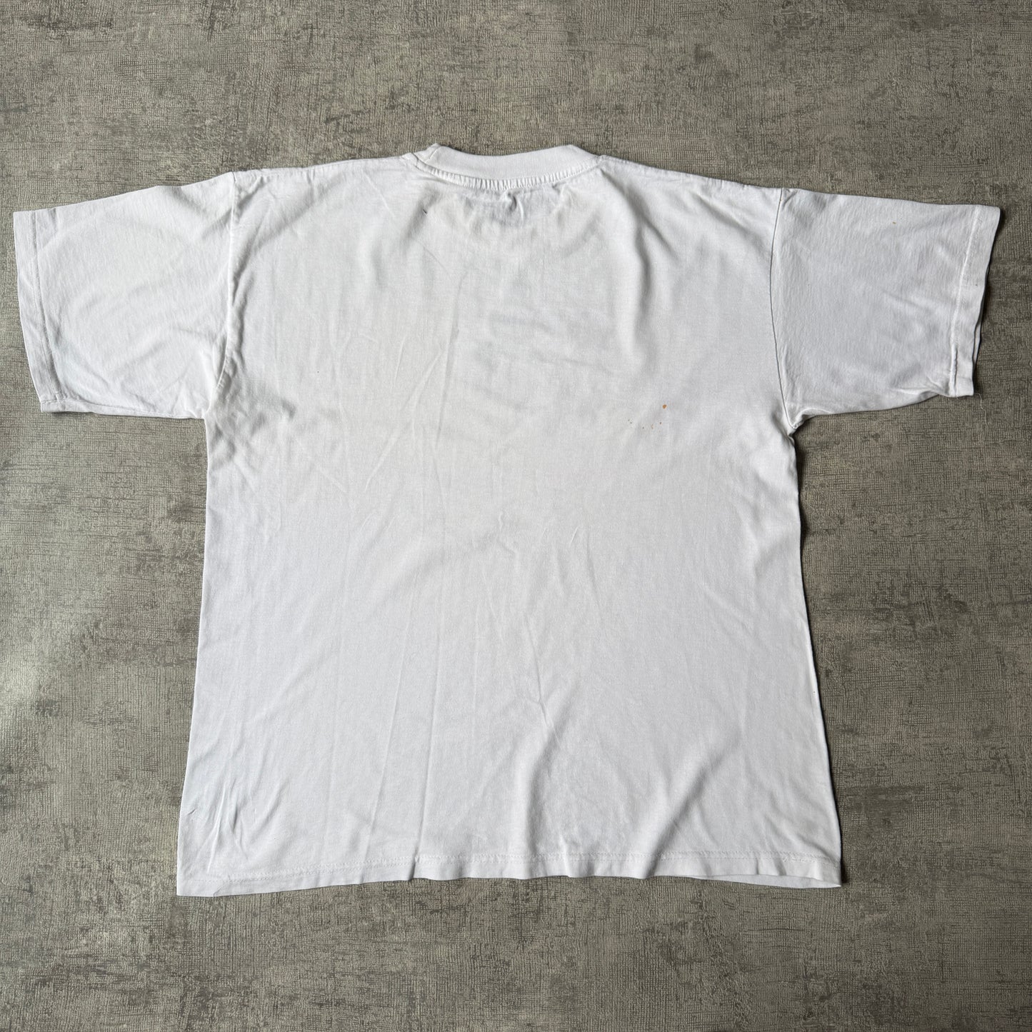 “Get In, Sit Down” Mens Vintage White T-Shirt Fits Size XL Mens -E43