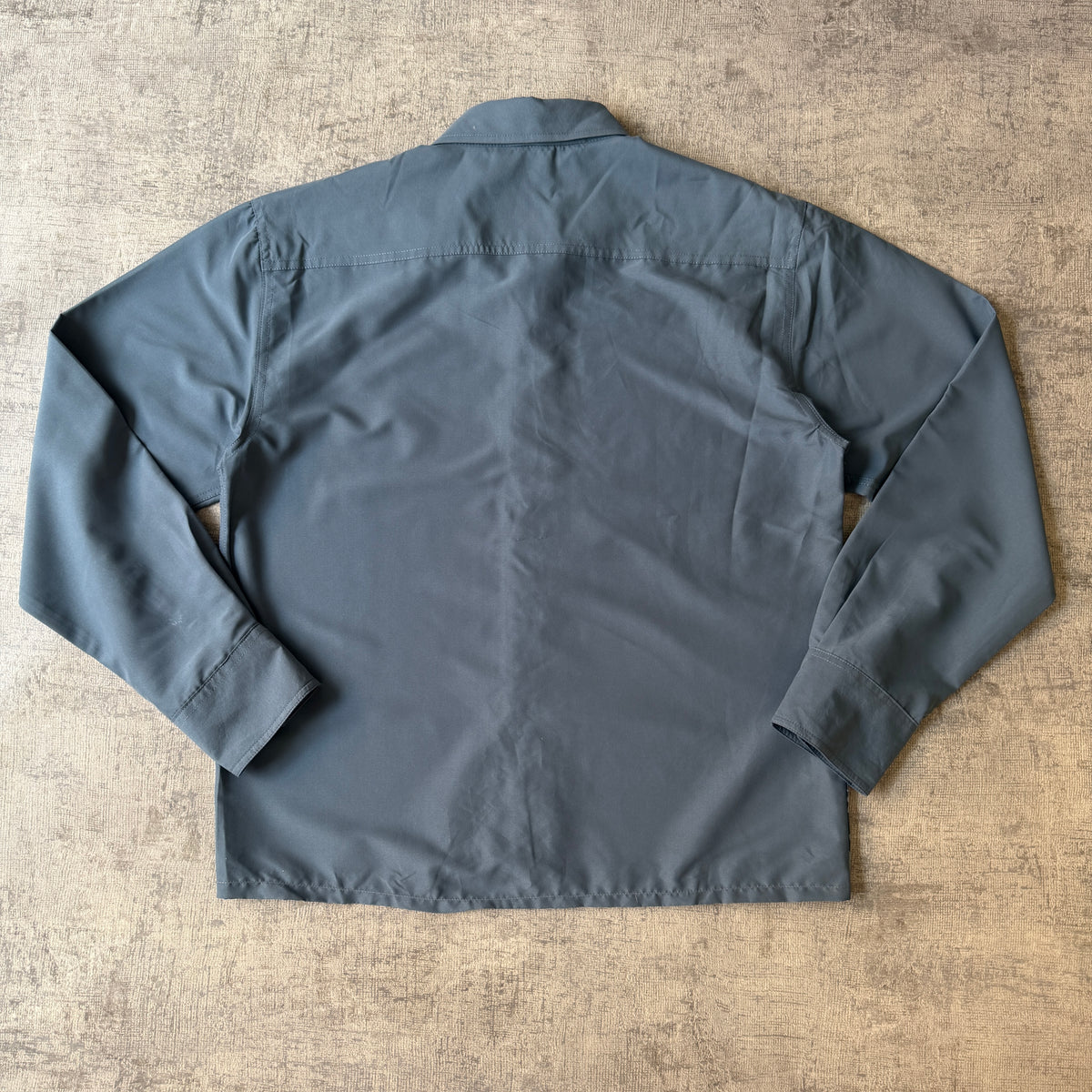 Shock Resistant Blue Y2K Graphic Cropped Button Up Size L Long Sleeve -E15
