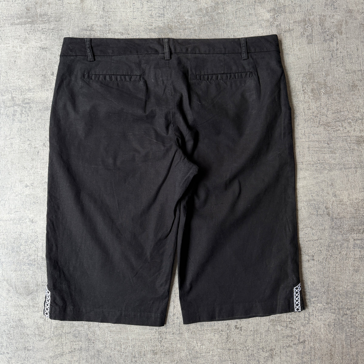 Colorado Womens Y2K Chino Shorts Size 12 Black Low Mid Rise -H19