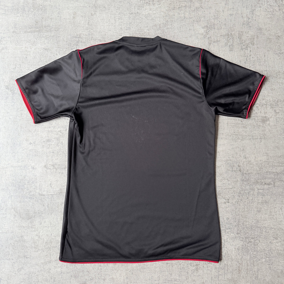 Adidas AC Milan 2017-18 Soccer Jersey Size XS Black Red Kit                -F20
