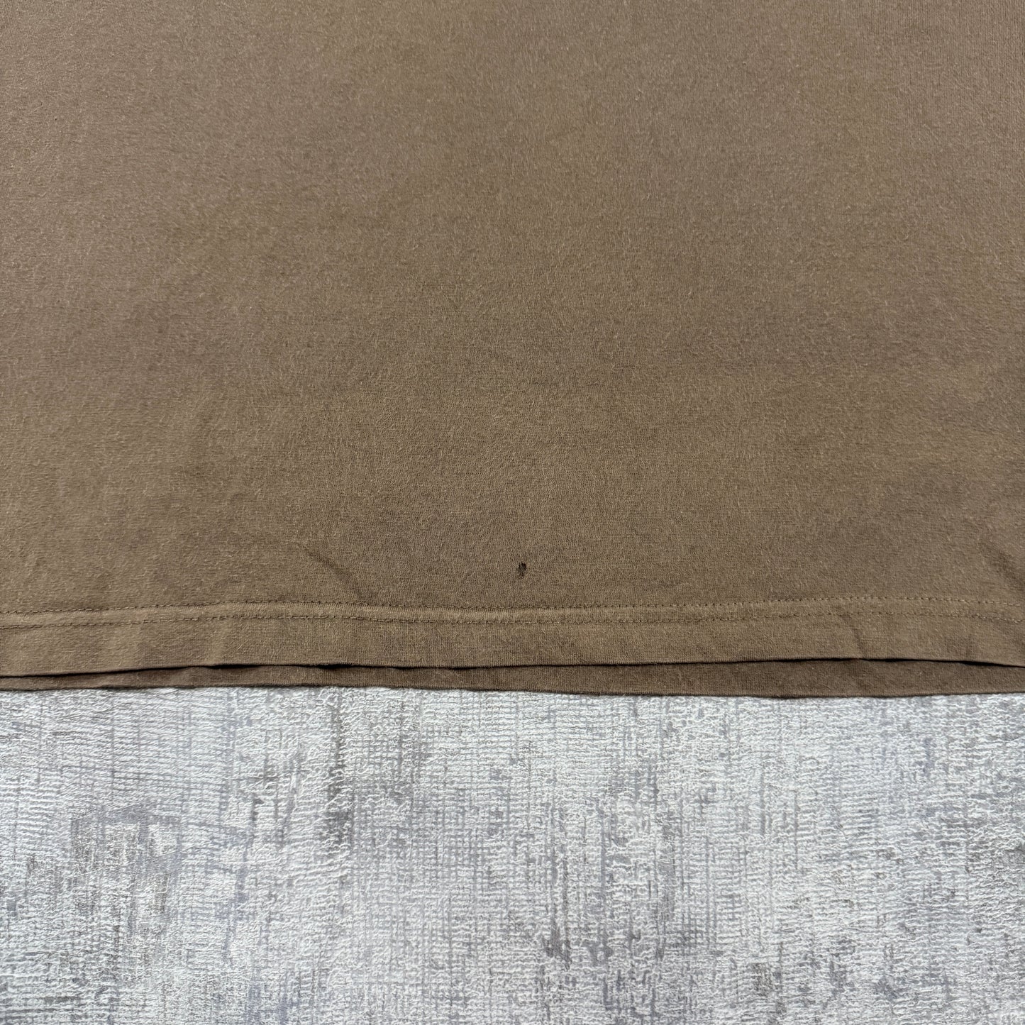 “Because You Didn’t come down in the last shower” Y2K Brown Tee Size L Mens              -I55