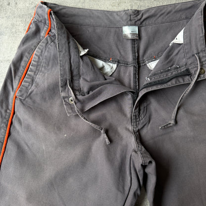 Nike Y2K Cargo Shorts Size M Mens Grey Orange Piping Detail        -H20