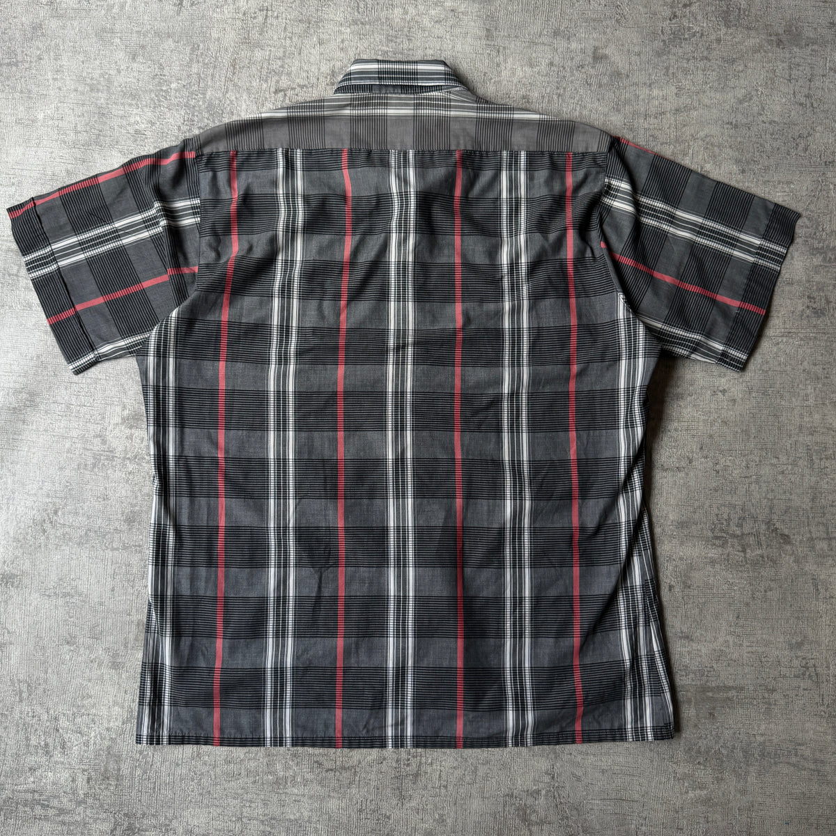 Givenchy Cropped Plaid Button Up Shirt Size 42/L Mens Short Sleeve             -A62