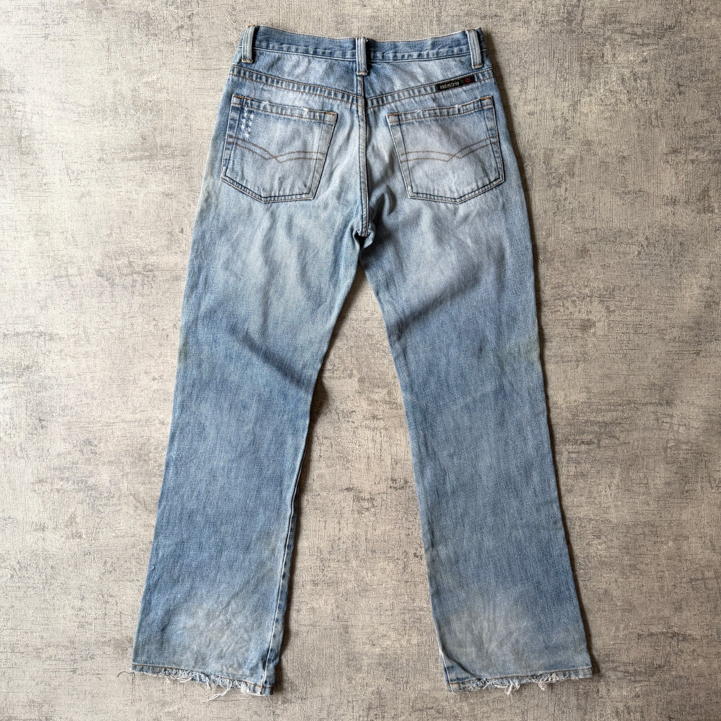 Industrie Mens Jeans Size 30 Light Blue Washed Denim Straight Leg              -C4