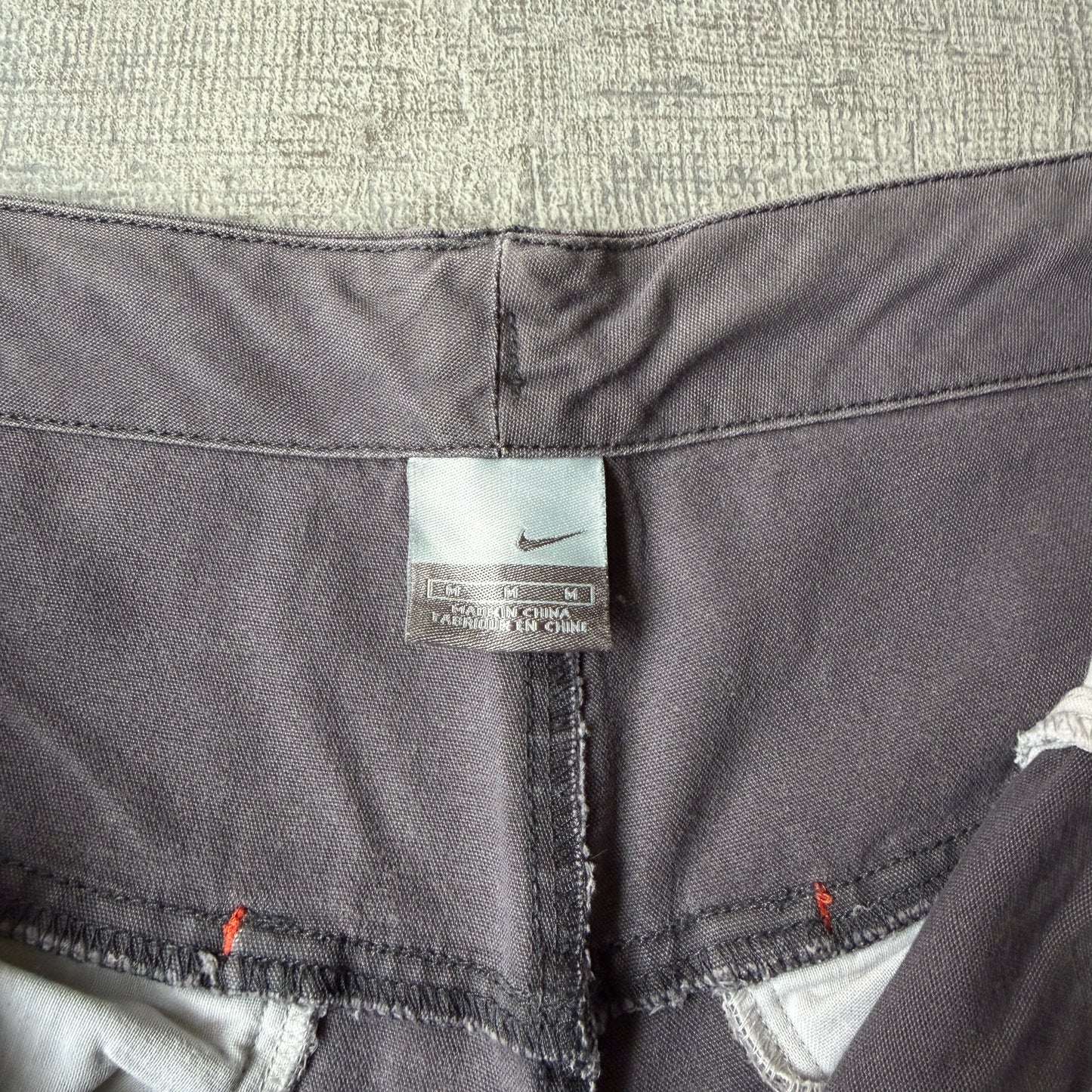 Nike Y2K Cargo Shorts Size M Mens Grey Orange Piping Detail        -H20