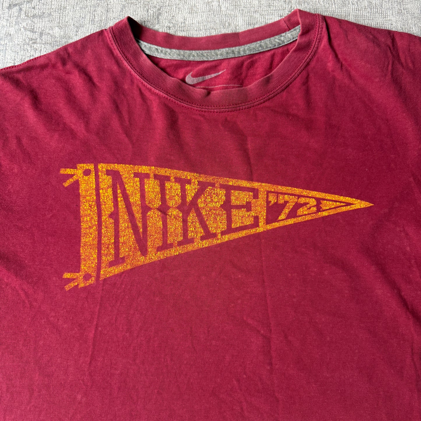Nike ‘72 Maroon Y2K Mens Graphic T-Shirt Size M             -E40