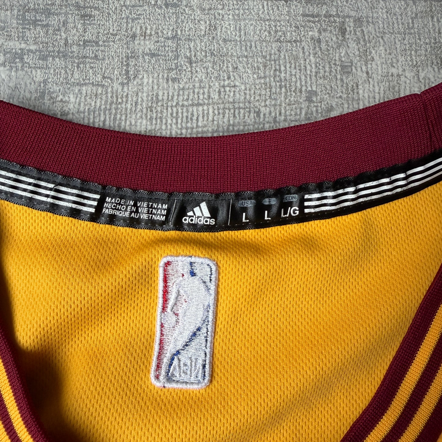 Cleveland Cavaliers Lebron James #23 Adidas NBA Jersey Size L Mens 2016     -G21