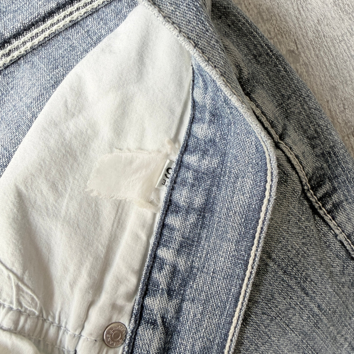 Armani Jeans Y2K Baggy Jorts Size 35 Light Blue Denim Shorts           -C10