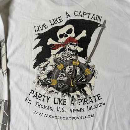 “Live Like A Captain, Party Like A Pirate” Vintage White Graphic Tee Size M Mens                      -E44