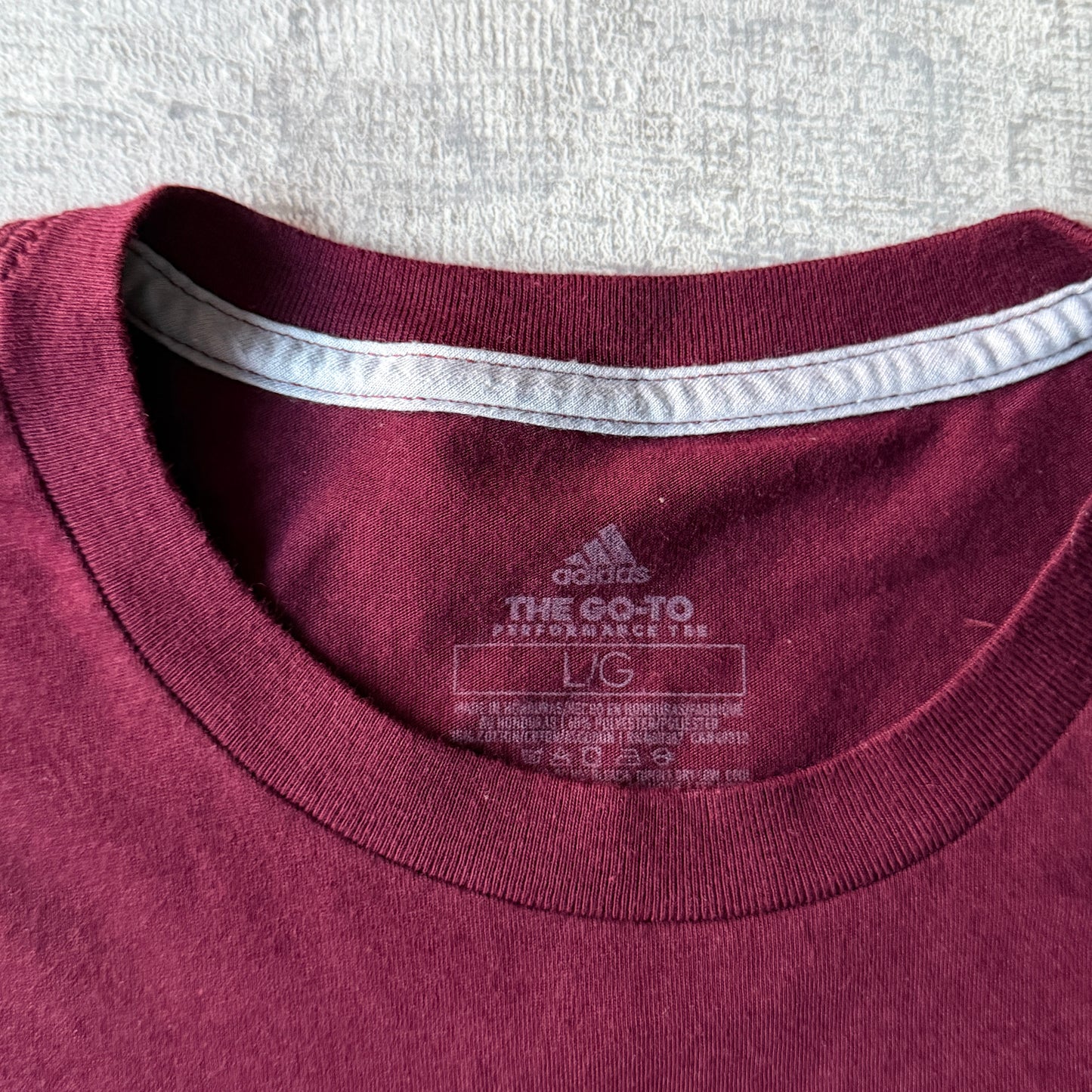 Adidas Y2K "Central C" Maroon College Graphic Tee Size L Mens        -D53