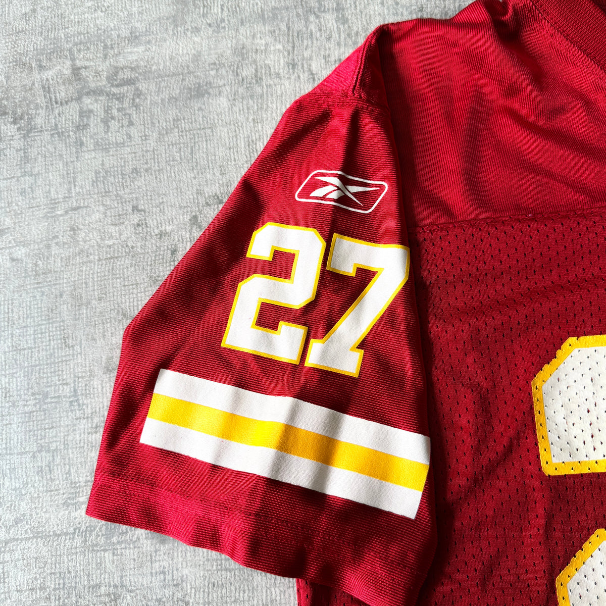 Kansas City Chiefs NFL Jersey Size L/Y Fits M Womens #27               -B61