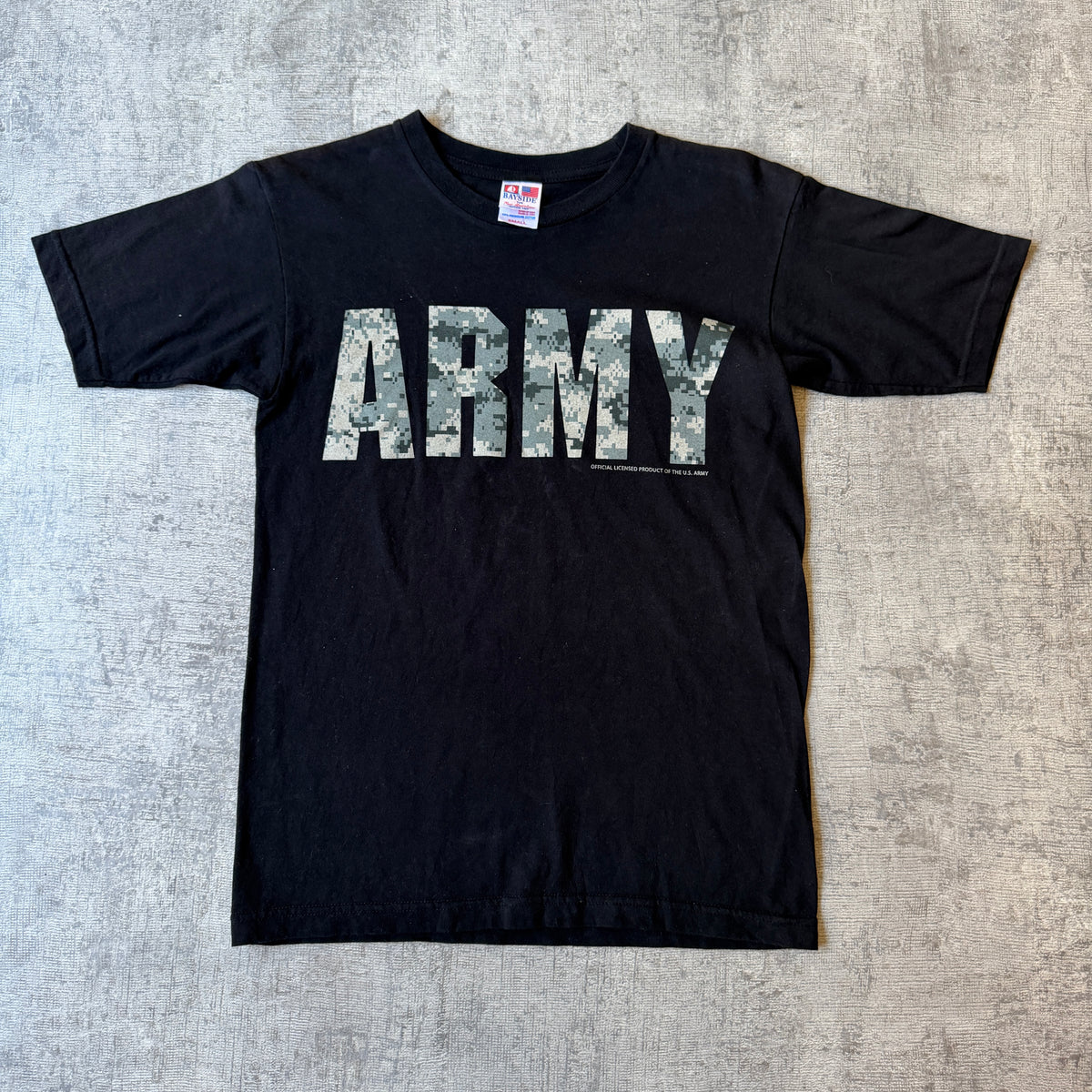 Vintage ARMY Black Graphic T-Shirt Size S Mens Camo Logo      -H45