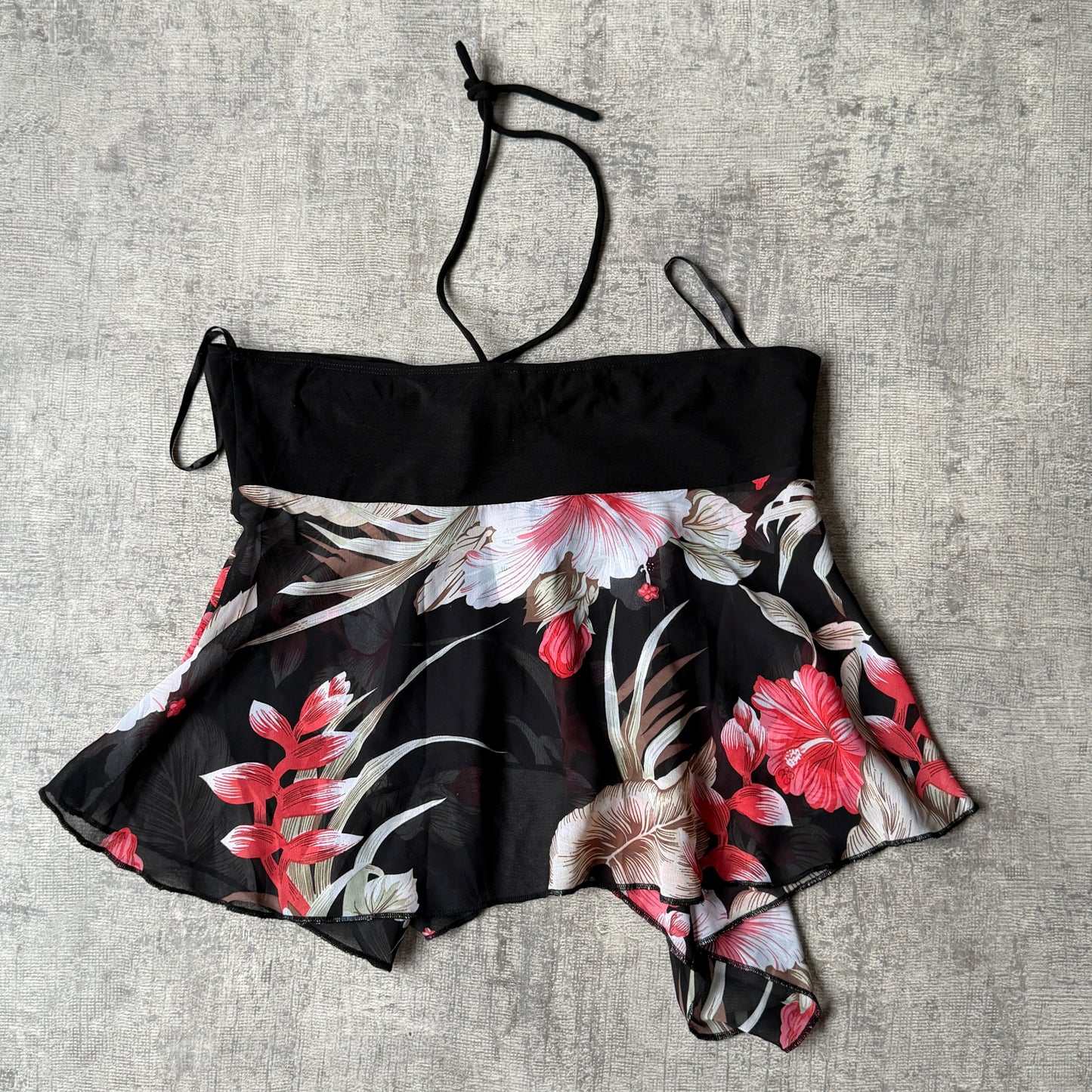 Miss Cherry Y2K Halter Neck Top Size 12 Womens Black Floral NWT'S         -A30