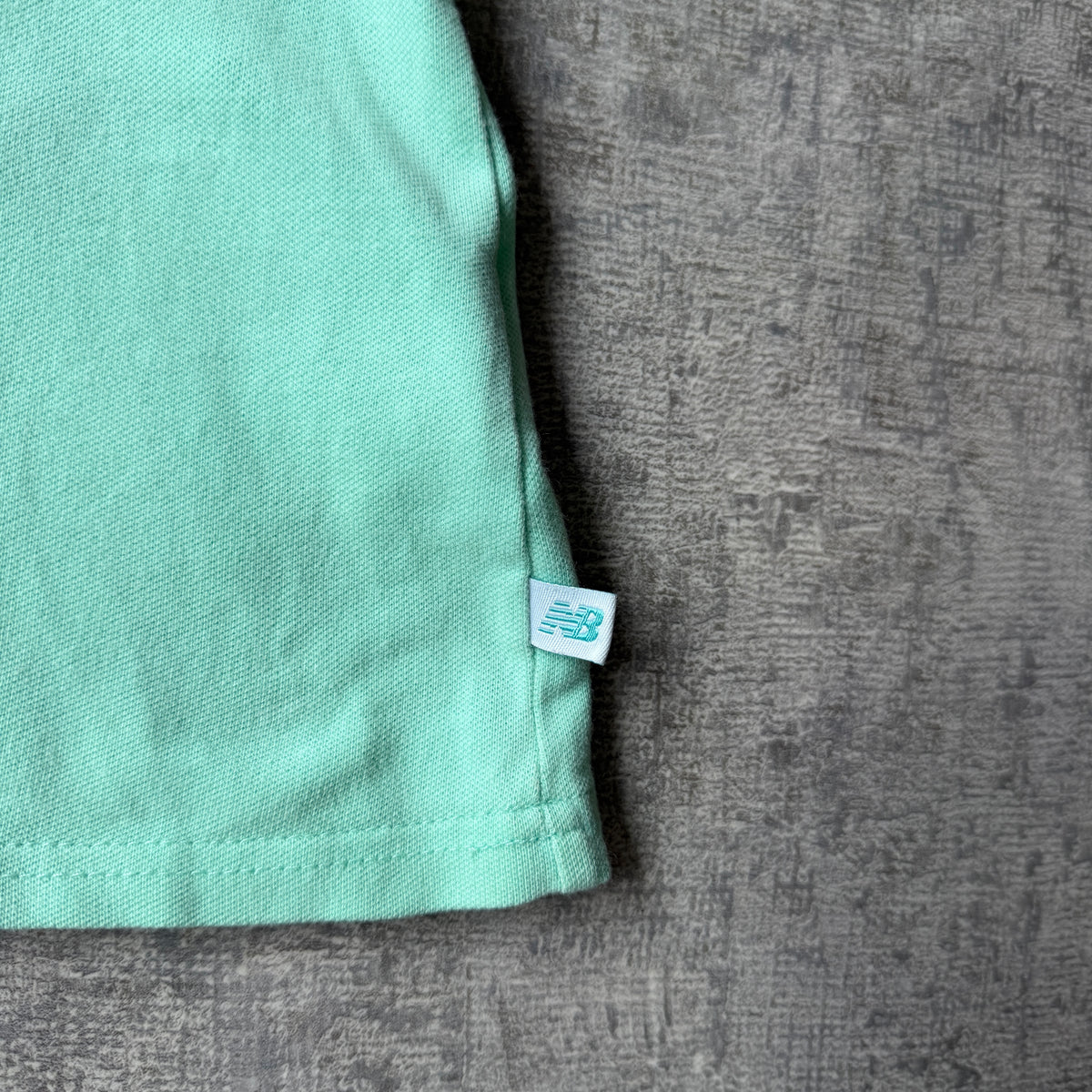 New Balance Womens Polo Shirt Size S/10 Mint Green Script Logo Top            -B29