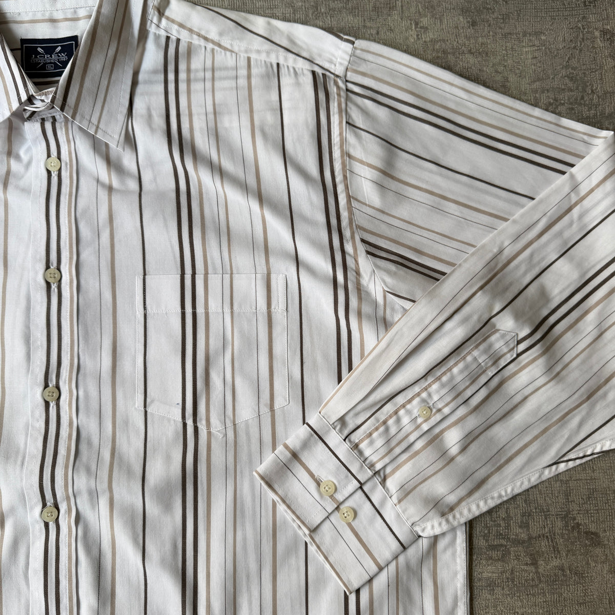 J.Crew Vintage Pinstripe Cropped Button Up Size XL Mens Long Sleeve                   -E16