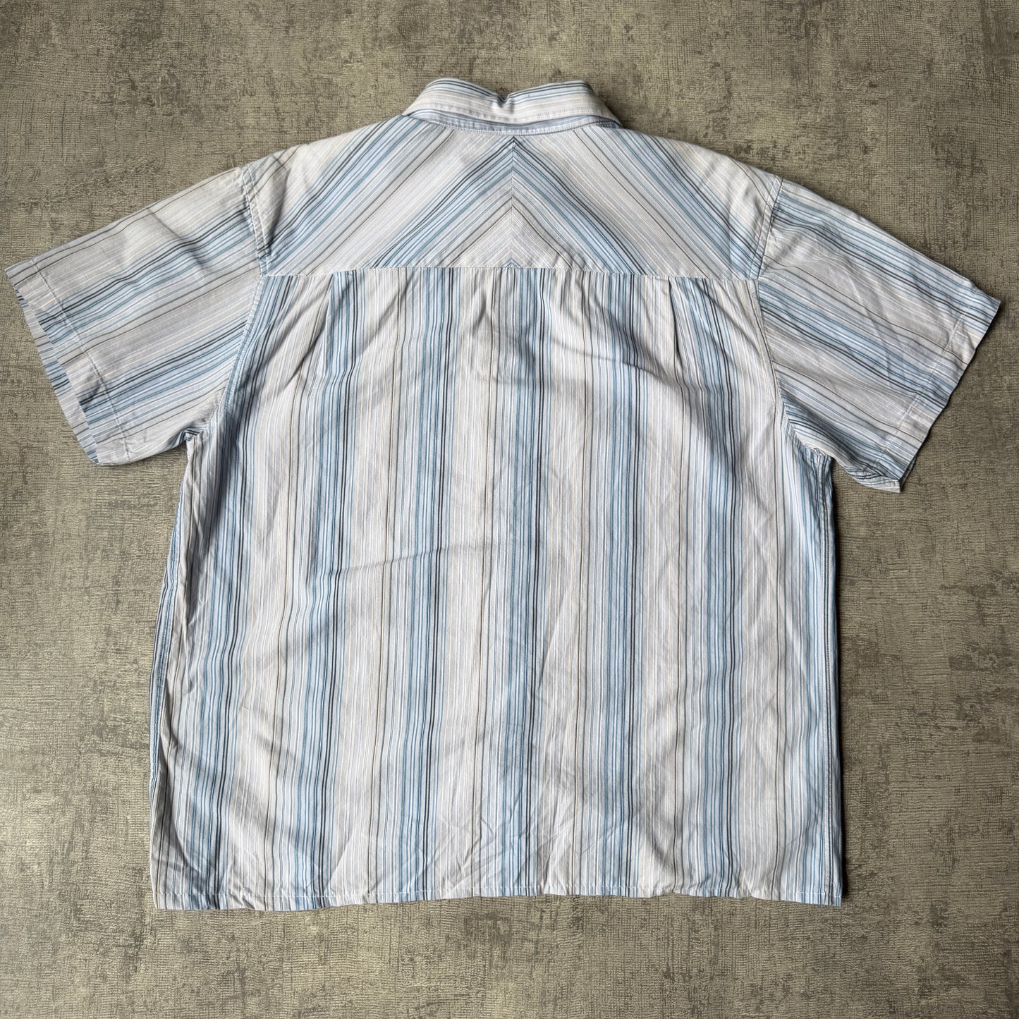 Shock Resistant Vintage Cropped Button Up Size L White Blue Striped       -B5
