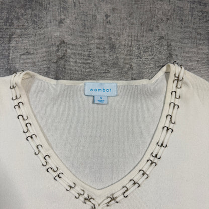 Wombat Womens Y2K Cream Ring Detail Top Scoop Neck Size S        -I38