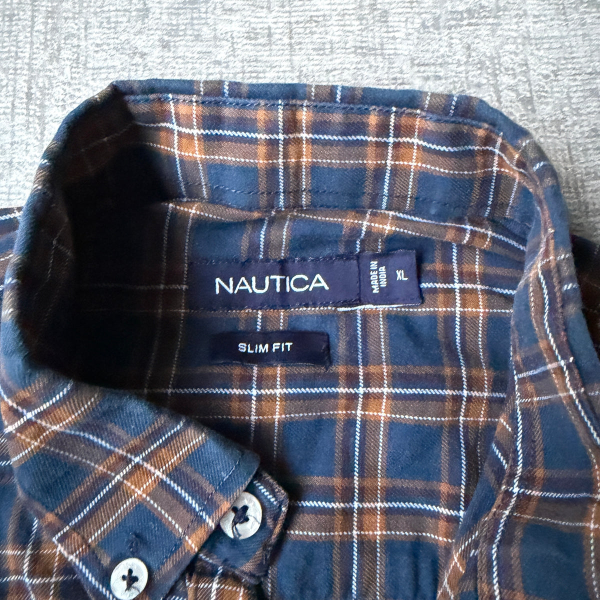 Nautica Cropped Long Sleeve Button Up Navy/ Brown Plaid Long Sleeve             -G16