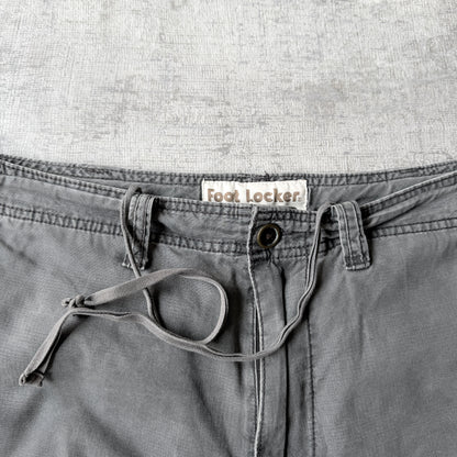 Footlocker Y2K Baggy Grey Cargo Shorts Size 36 Mens W' Drawstring               -D11