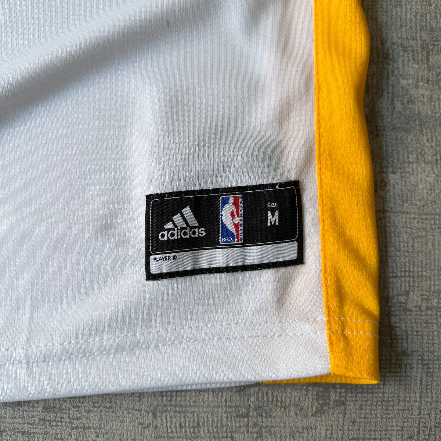 LA Lakers 2013 Kobe Bryant Adidas NBA Jersey Size M Womens White                   -E19