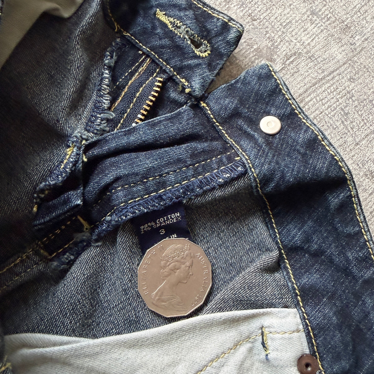 Jeanswear Y2K Baggy Capris Size W28 Dark Blue Denim NWT's              -C2