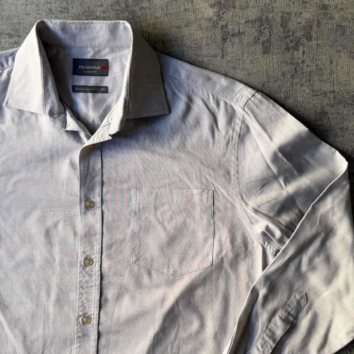 Reserve Cropped Long Sleeve Button Up Size 43/ L Mens           -C53