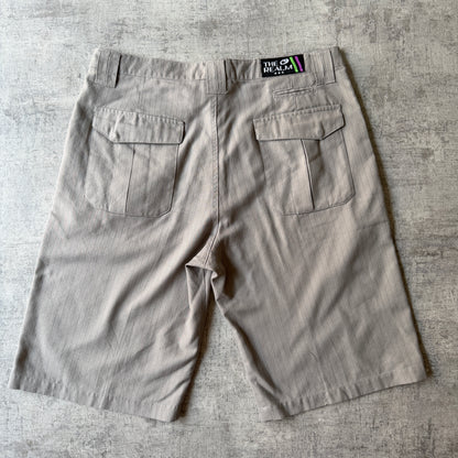 The Realm Y2K Baggy Cargo Shorts Size 36 Grey Pinstripe             -B40