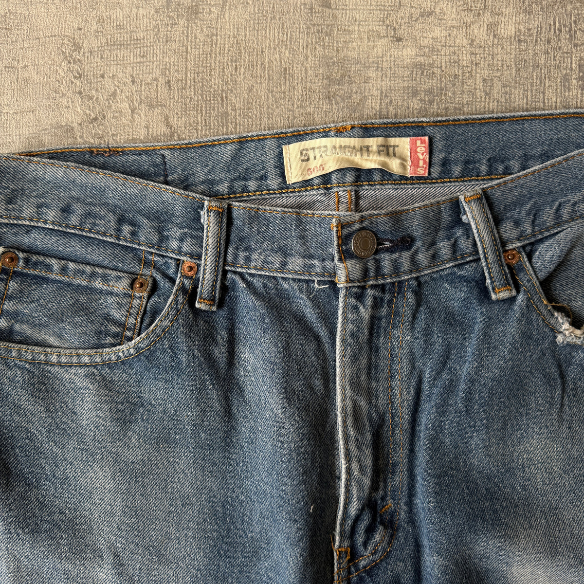 Levi's Vintage 505 Straight Fit Jeans Size W33 L32 Blue Vintage Mens             -A54