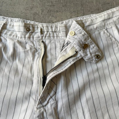 Hurley Y2K Baggy White/ Black Cargo Shorts Size 31 Pinstripe         -A47