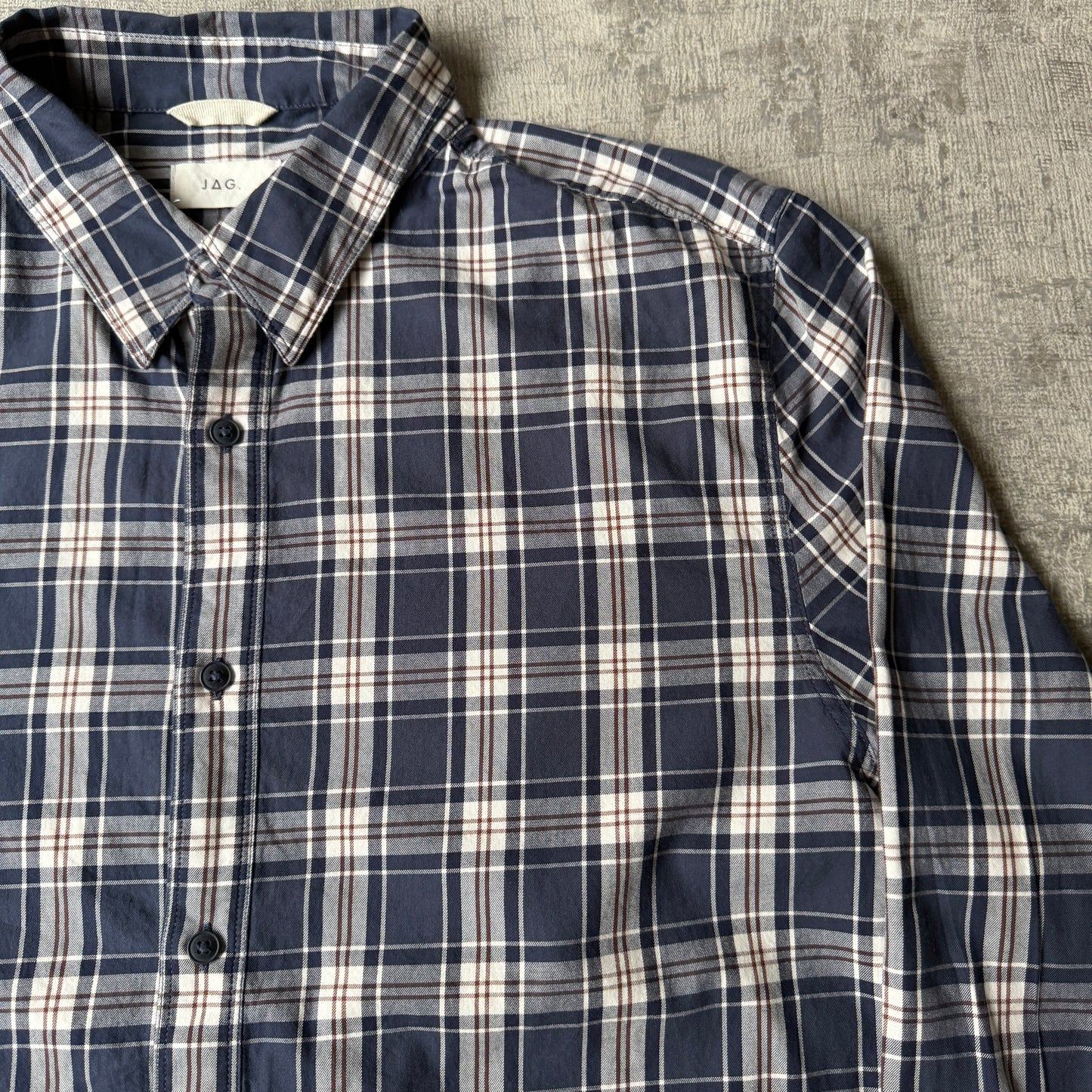 JAG Cropped Long Sleeve Button Up Size L Navy Cream Plaid                 -F14