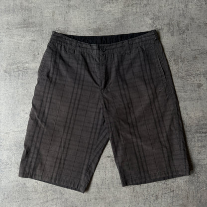 Kathmandu Black Plaid Baggy Cargo Shorts Size M Mens             -F3