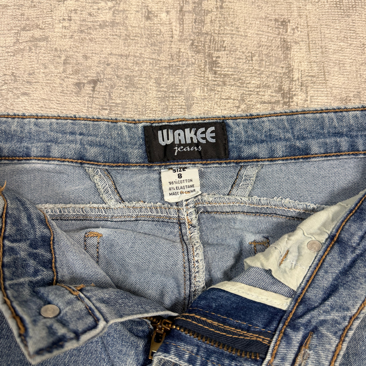 Wakee Womens Vintage Low Rise Flare Jeans Size 8 Blue Denim       -I13