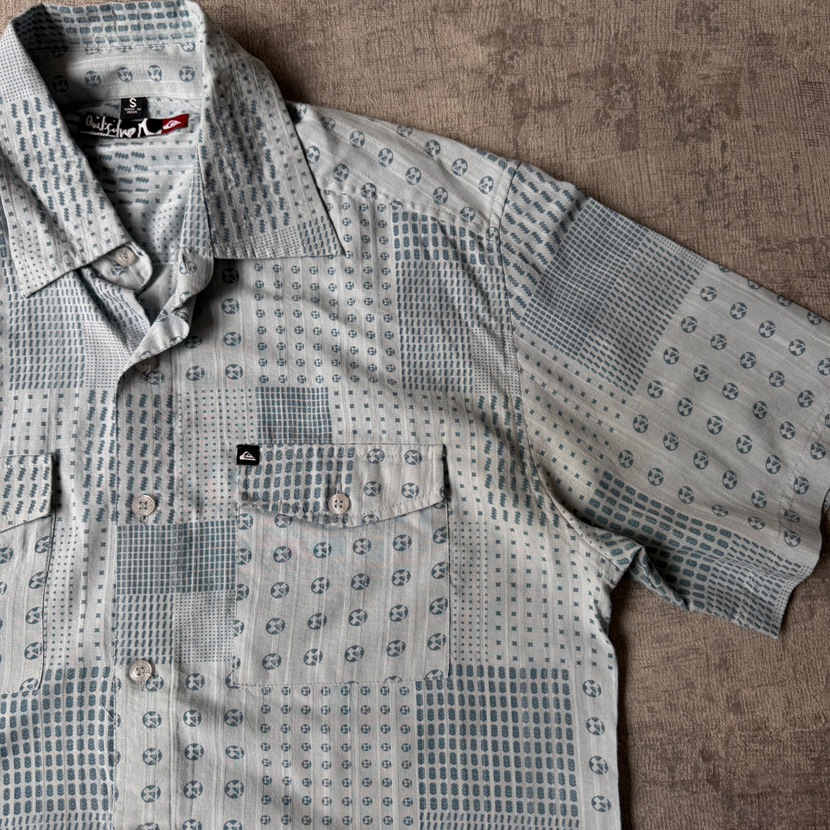 Quiksilver Y2K Mens Blue Button Up Shirt Size S Mens       -H5