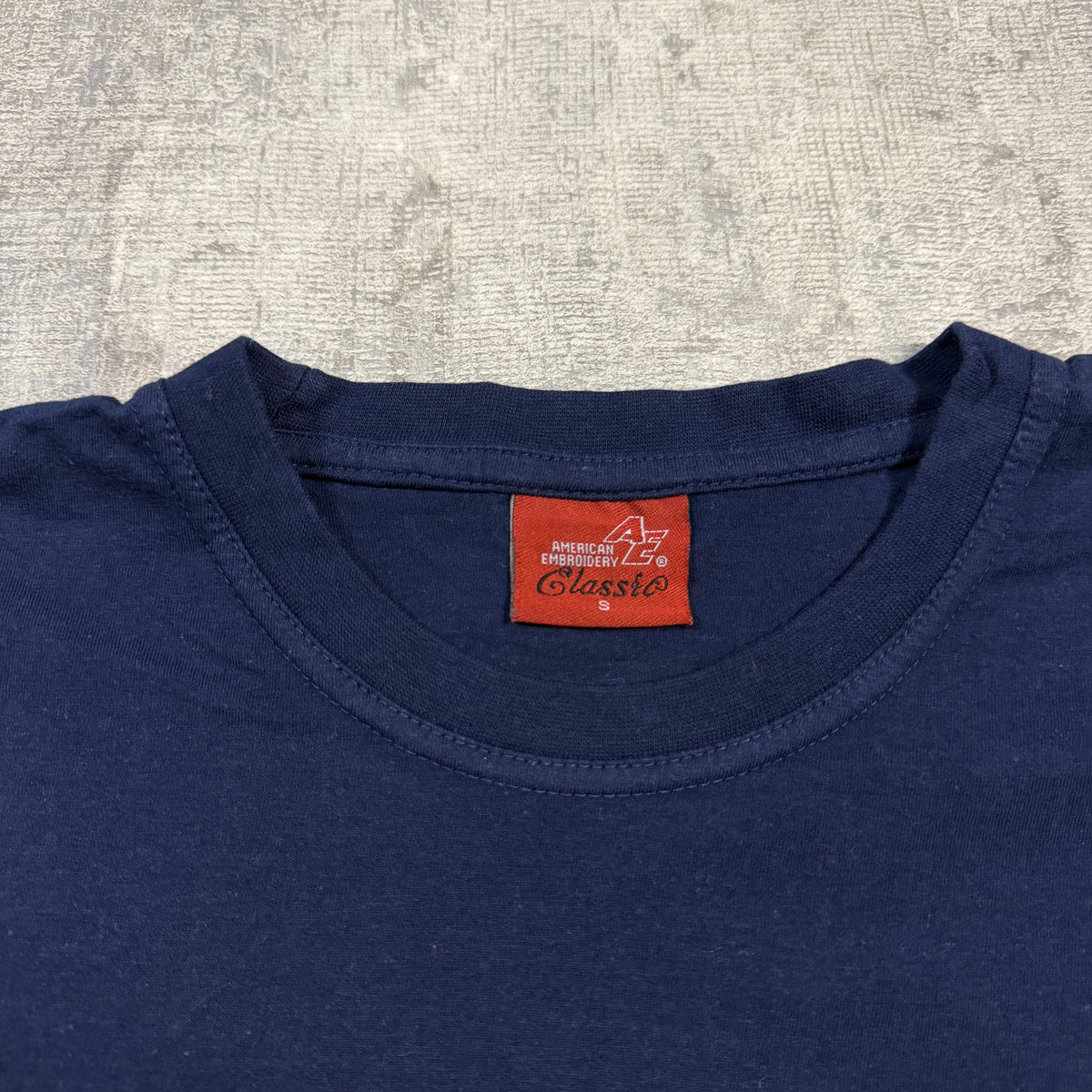 Vintage Navy Football Soccer Graphic Tee Size S Mens                   -I57