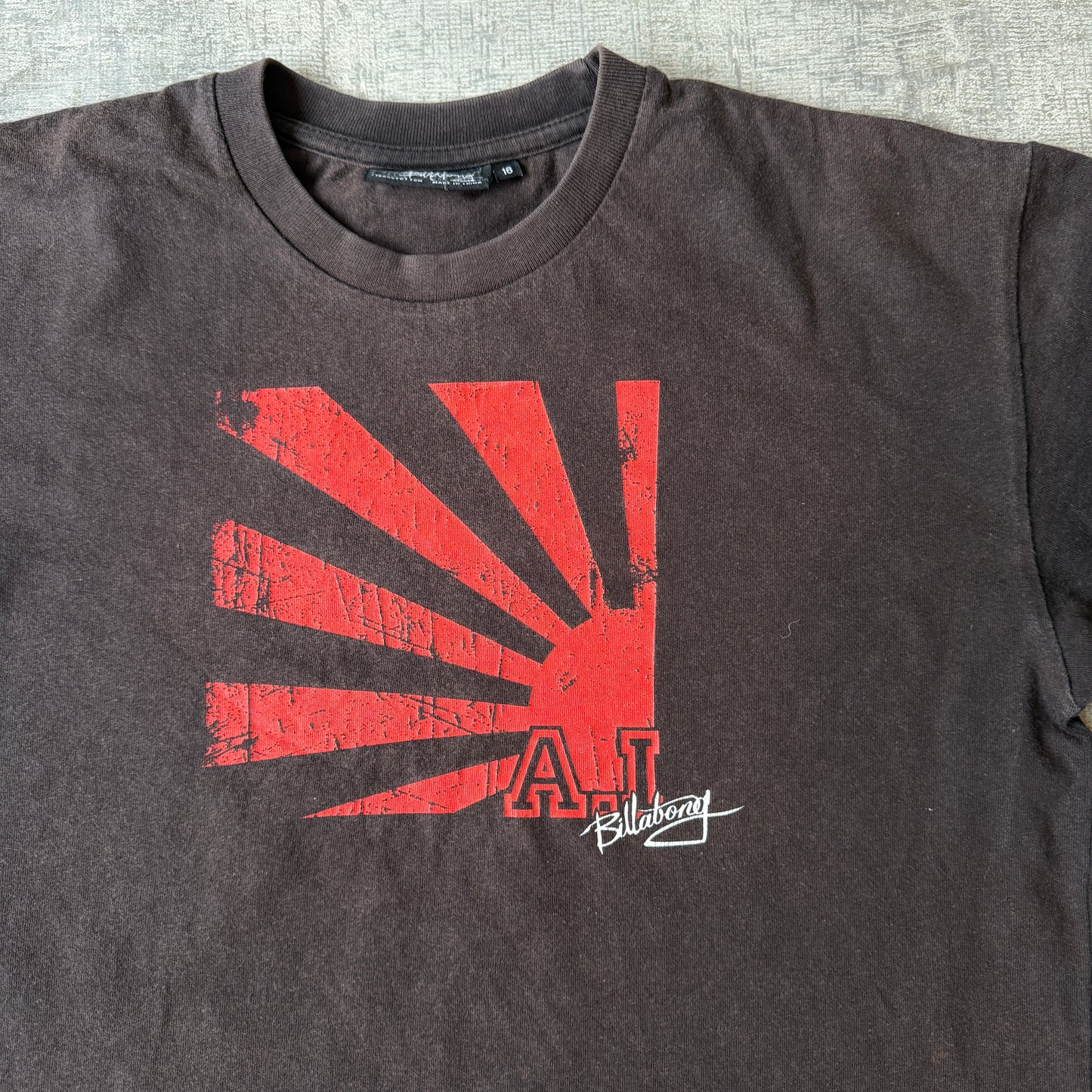 Vintage Billabong Andy Irons Womens Baby Tee Size 16y Fits S-M Womens         -H59