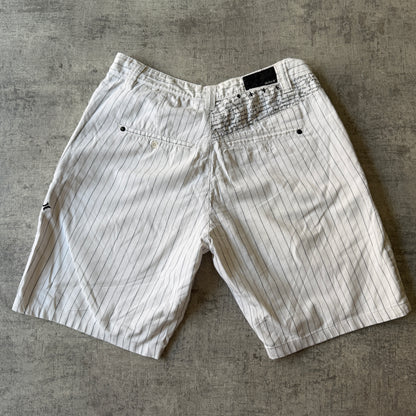 Hurley Y2K Baggy White/ Black Cargo Shorts Size 31 Pinstripe         -A47