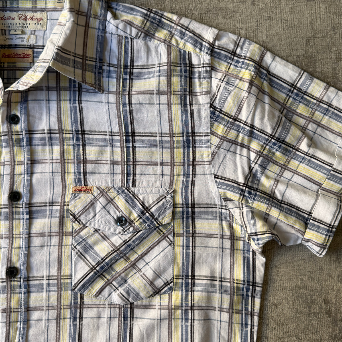 Industrie Cropped Button Up Shirt White Yellow Plaid Size L Mens           -A64
