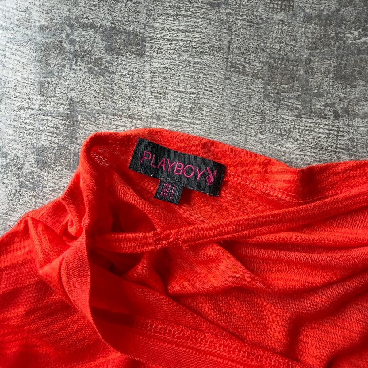 Playboy Y2K Womens Top Size L Orange Studded V-Neck Striped Tee            -B24