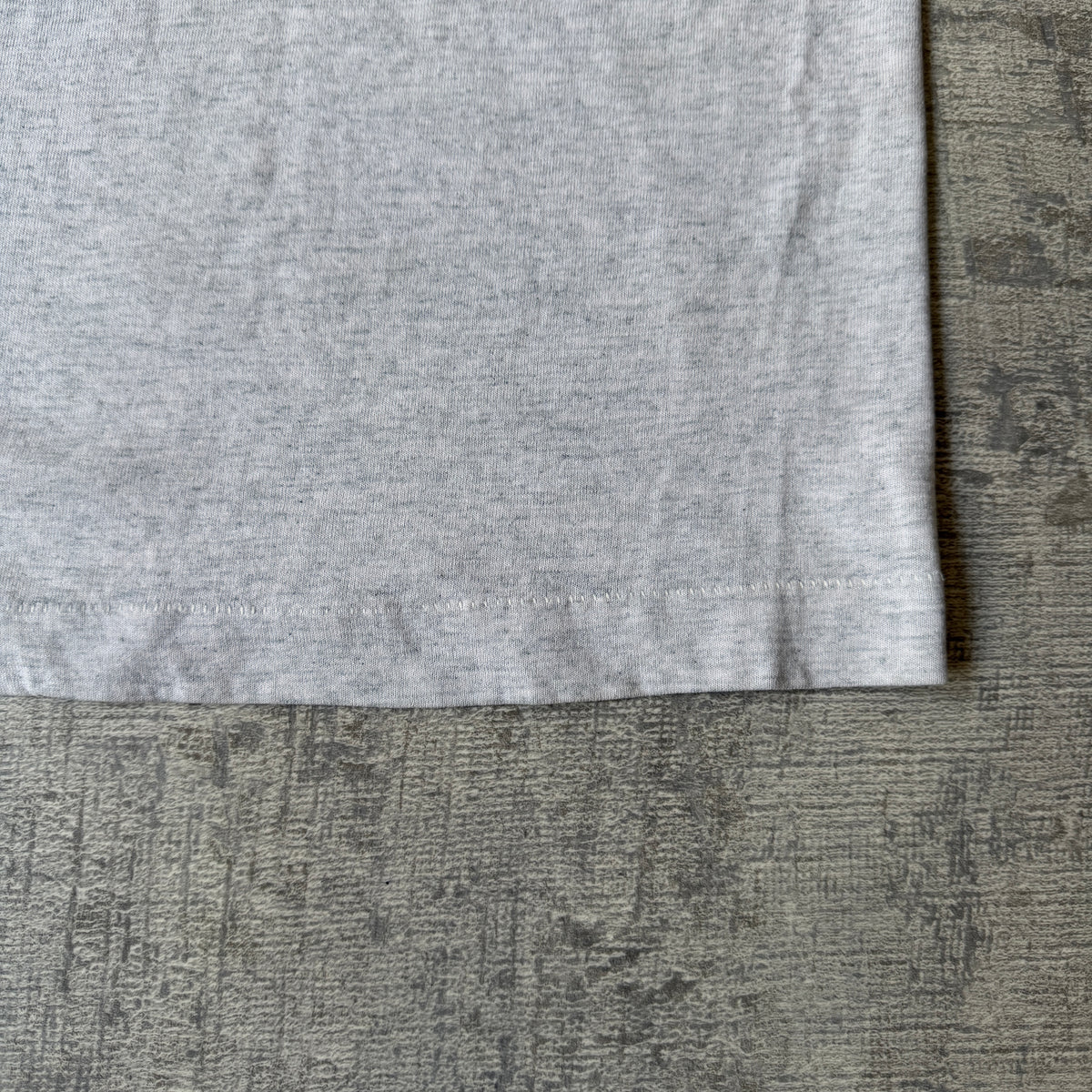 Vintage 80’s Grey “Camp Countryside” T-Shirt Size L Mens Made In USA           -H49