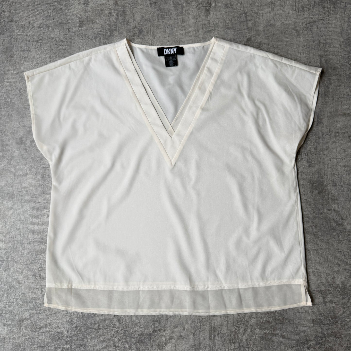DKNY Womens Y2K White V Neck Blouse Top Size L Womens       -G67