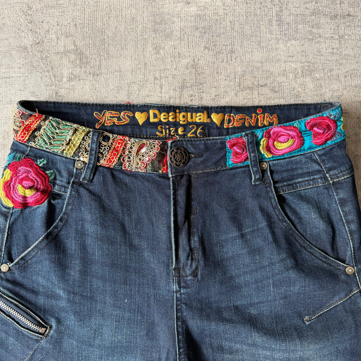 Desigual Y2K Embroidered Blue Jeans Size 26 Womens Skinny            -G1