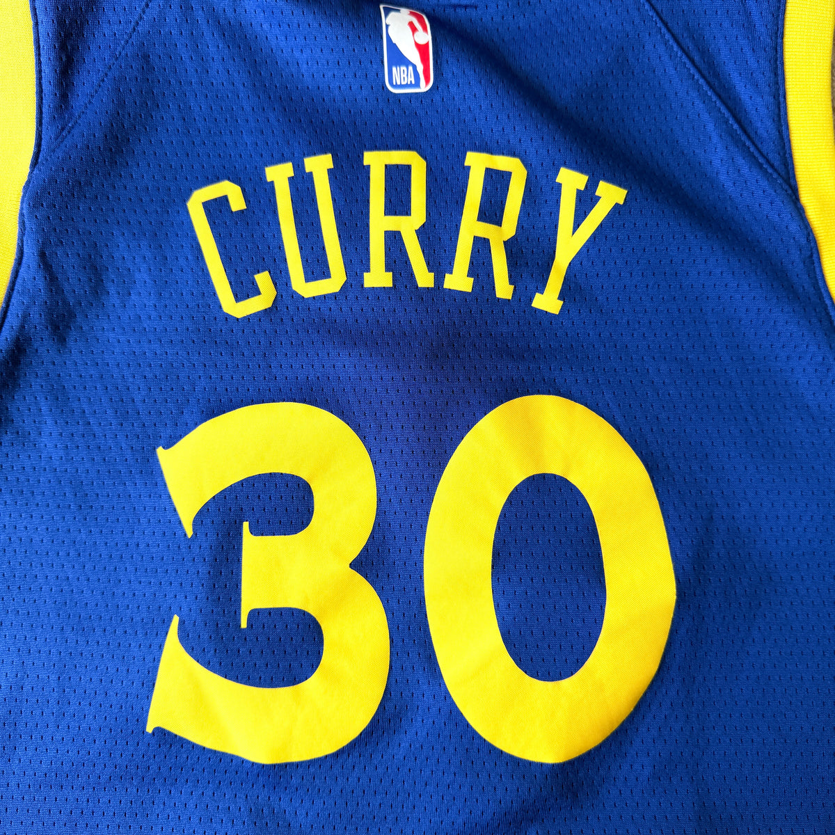 Golden State Warriors Stephen Curry NBA Jersey Size L Youth Fits S Womens           -C19