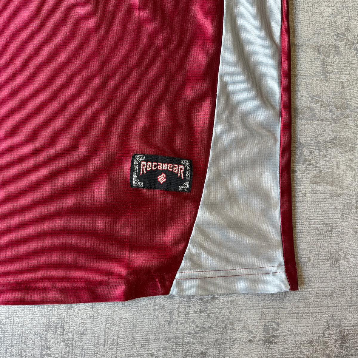 Vintage Rocawear Maroon Jersey Top Size Fits M-L Mens     -H51