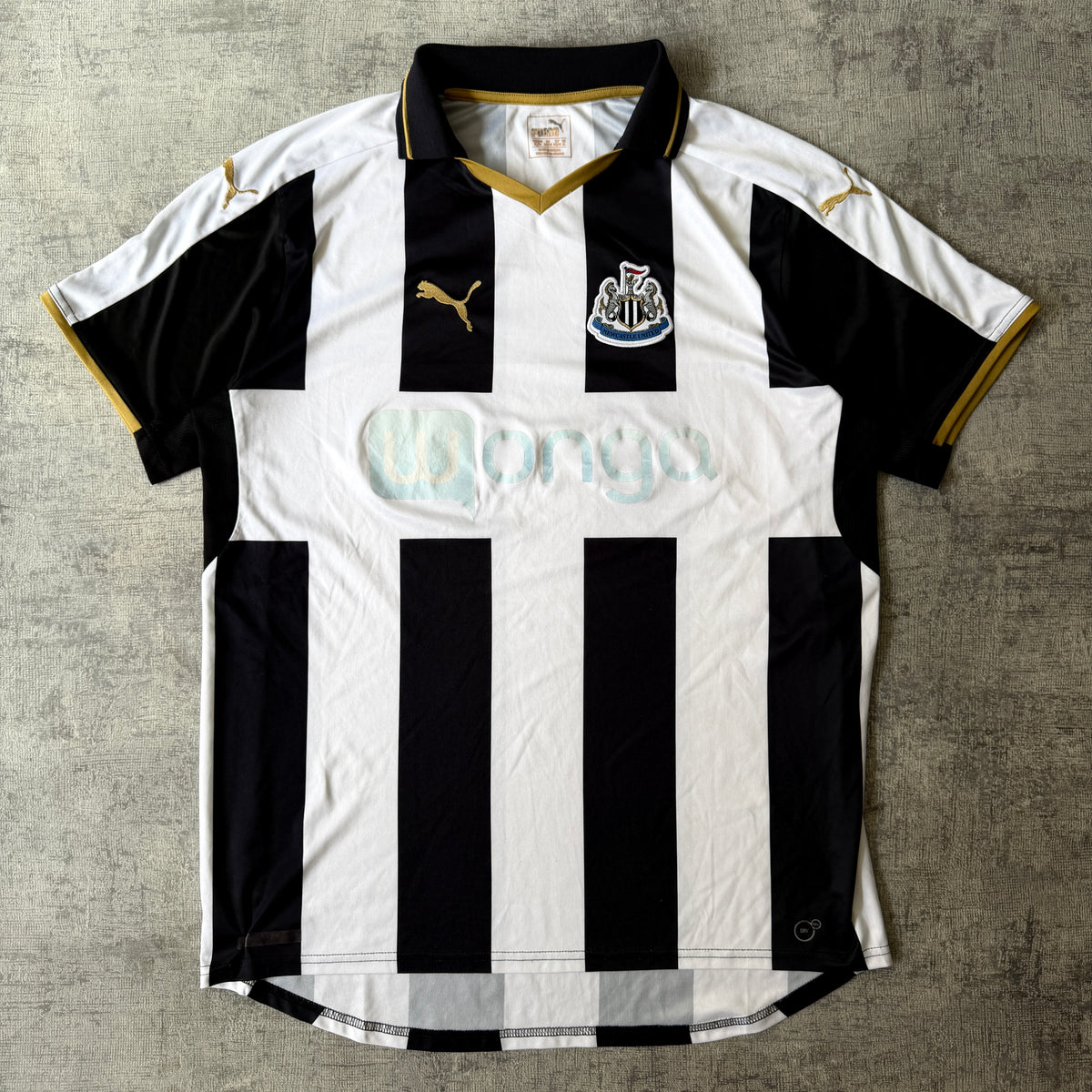 Newcastle United 2014-15 Home Soccer Jersey Size XL Mens Premier League        -C22