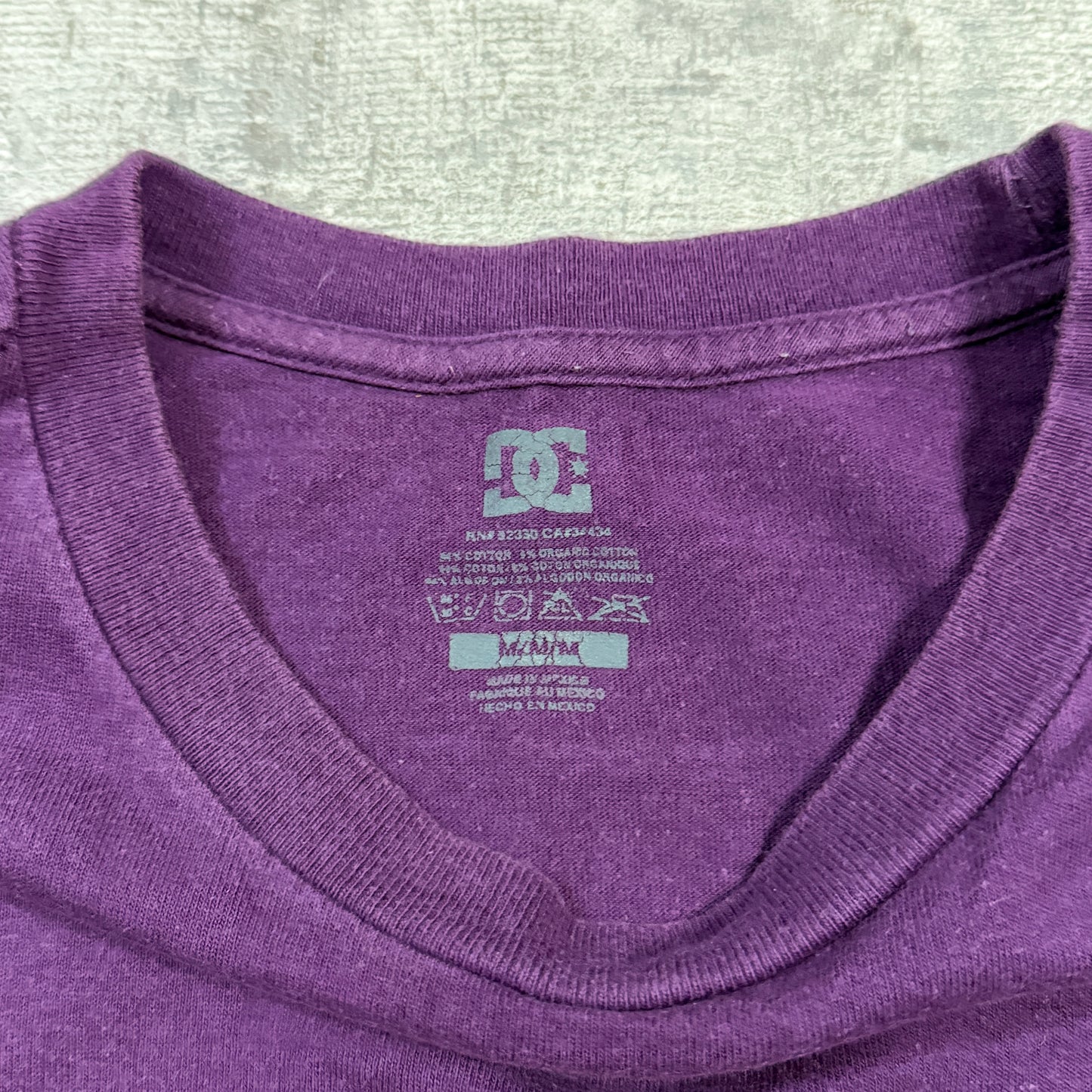 DC Skateboarding Y2K Womens Purple Graphic Tee Size M Womens
                -I40