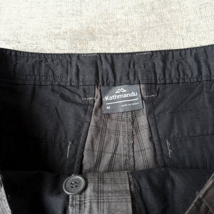 Kathmandu Black Plaid Baggy Cargo Shorts Size M Mens             -F3